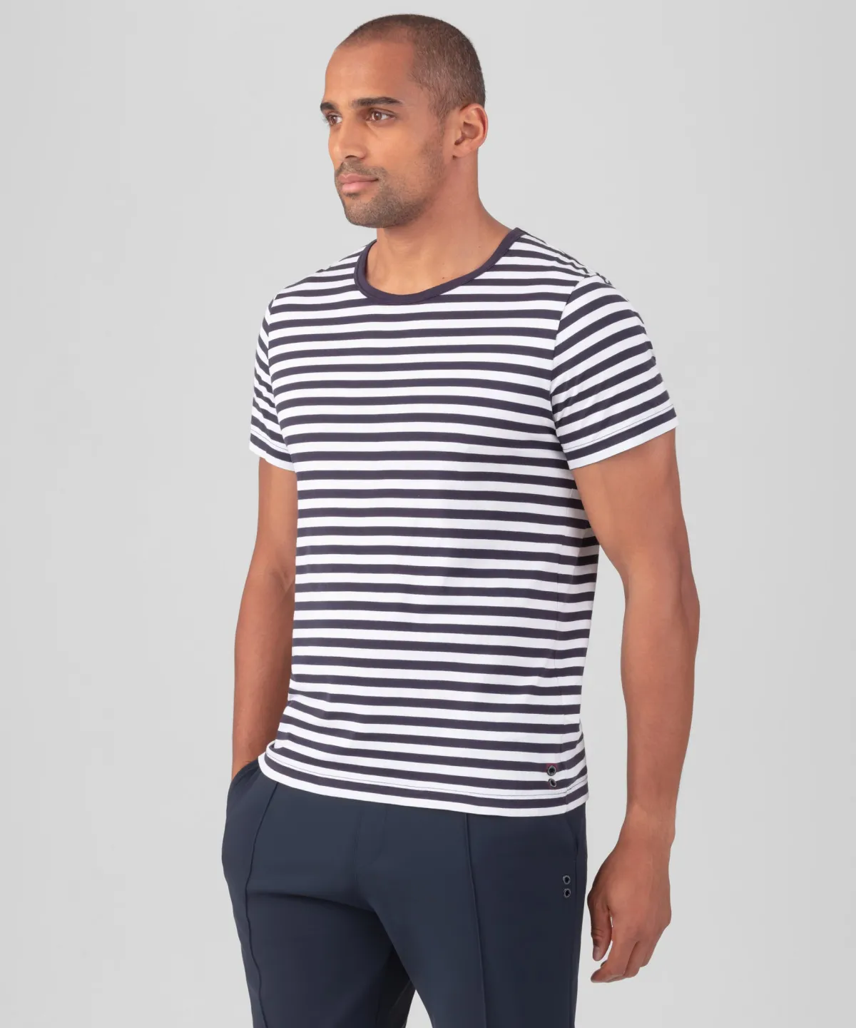 Online T-shirt Eyelet Edition T-Shirts D'Intérieur | T-Shirts